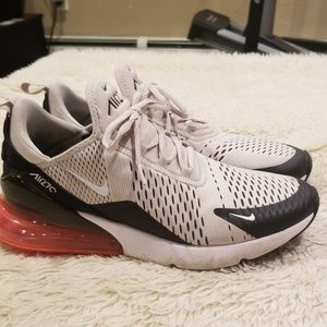 Nike Air Max 270